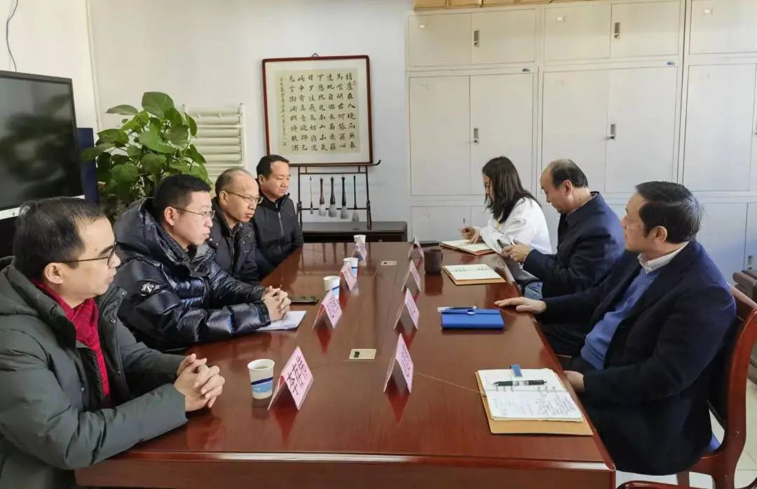 中国j9九游会 - 真人游戏第一品牌股份有限公司党委书记、董事长赵胡鲲一行到访中国文房四宝协会
